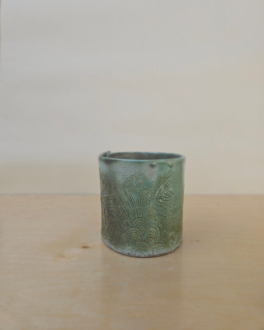 Small Metallic-like Glaze Cup
