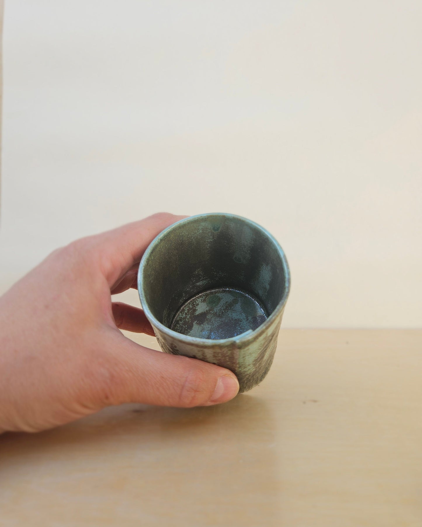 Small Metallic-like Glaze Cup